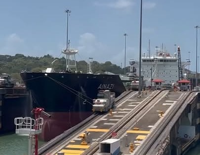 Ever wonder how giant tankers move between two oceans? In this clip, a tanker…